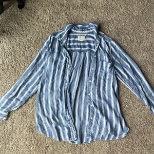 American Eagle button down Size M